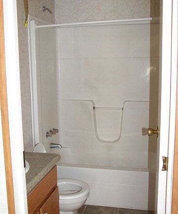 5th image of 639 Millard Ln