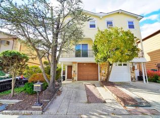 40 Goller Pl, Staten Island, NY 10314