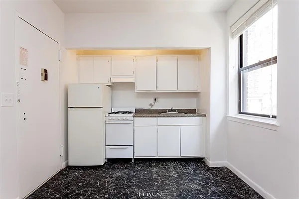 Rented by Compass | media 11