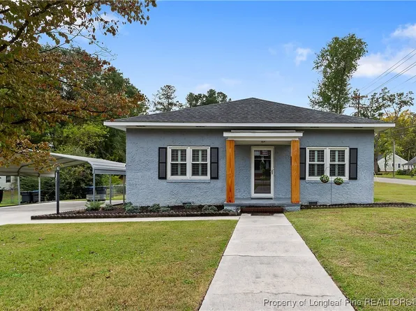 404 E Donaldson Ave, Raeford, NC 28376