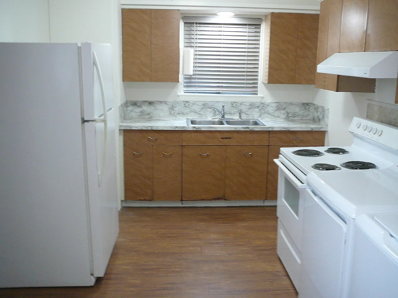 3 bed, 892 sqft, $1,150 — Photo 4