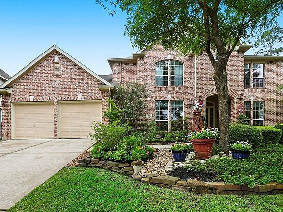 3rd image of 22 N Scribewood Cir
