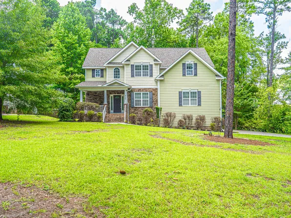 459 Avenue Of The Carolinas, Whispering Pines, NC 28327
