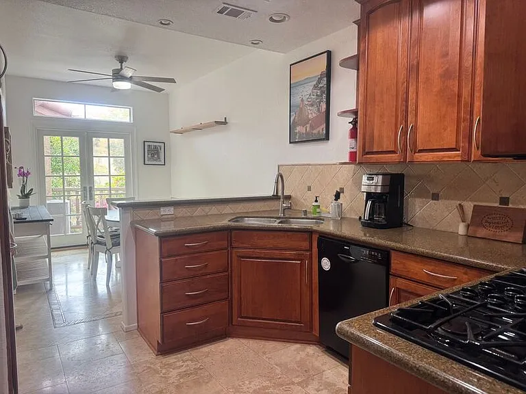3416 Cameo Dr #30 — Photo 5