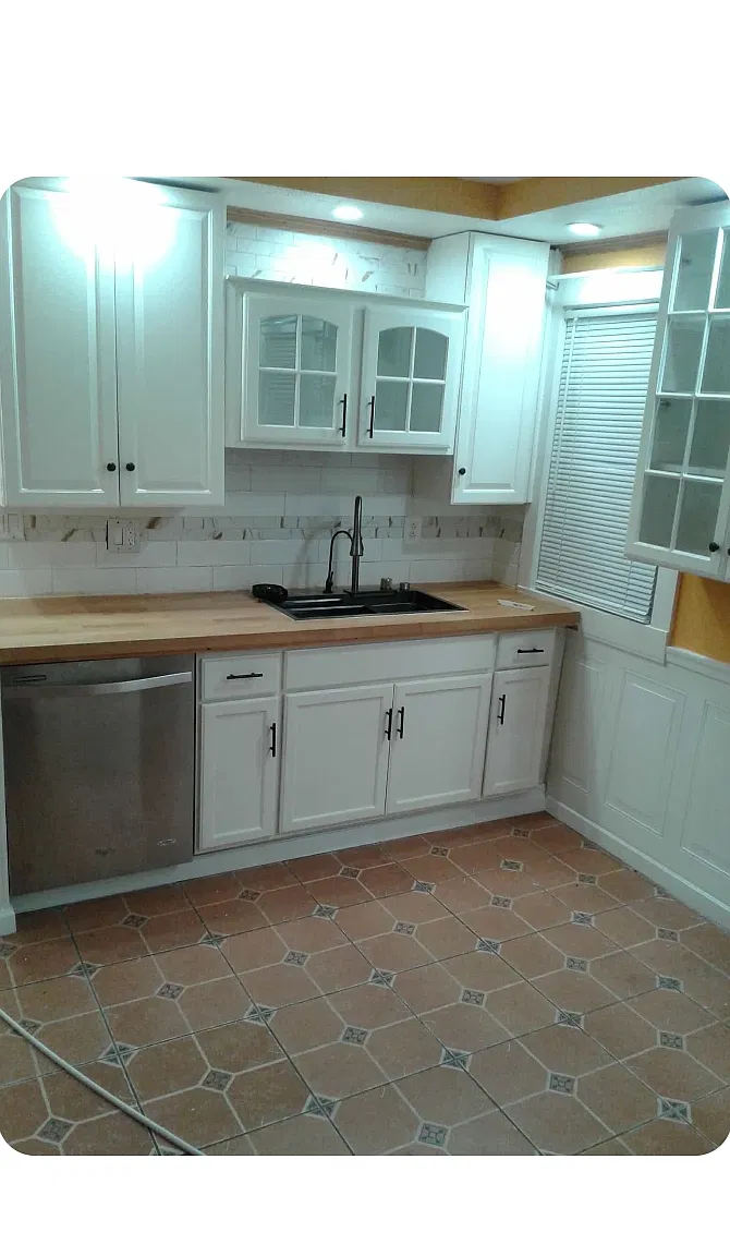 3 bed, 1160 sqft, $2,500 — Photo 3
