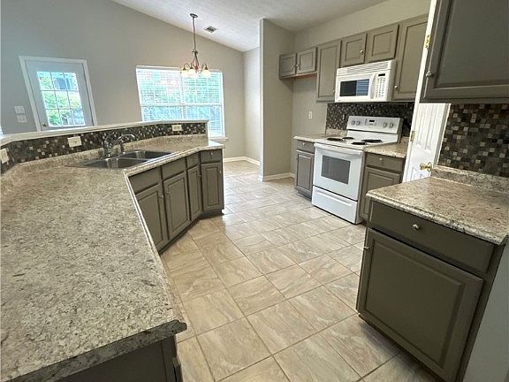 2nd image of 6539 Helen Julia Ln