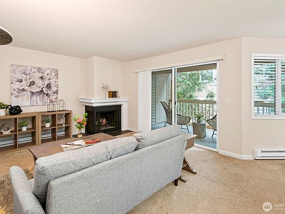 3rd image of 725 9th Avenue S #205