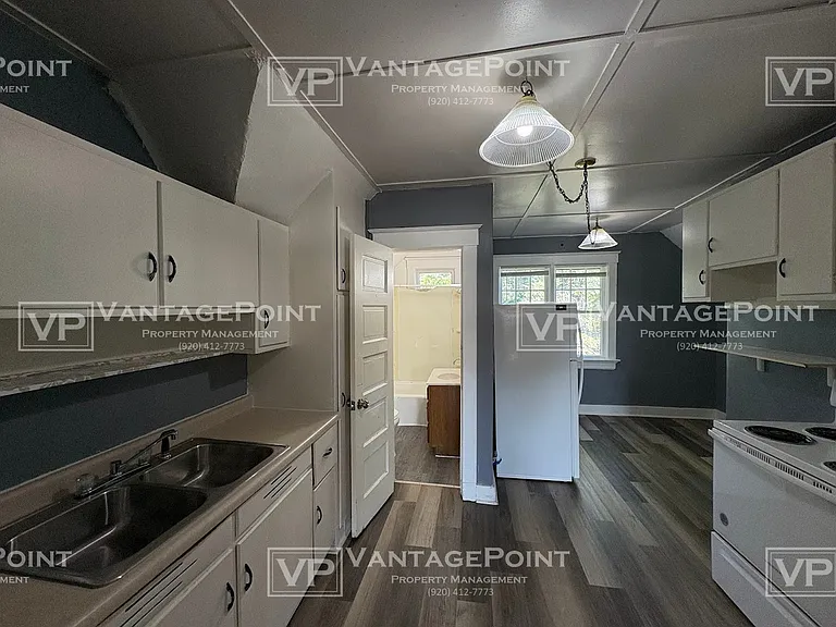 2120 Michigan Ave #B — Photo 6