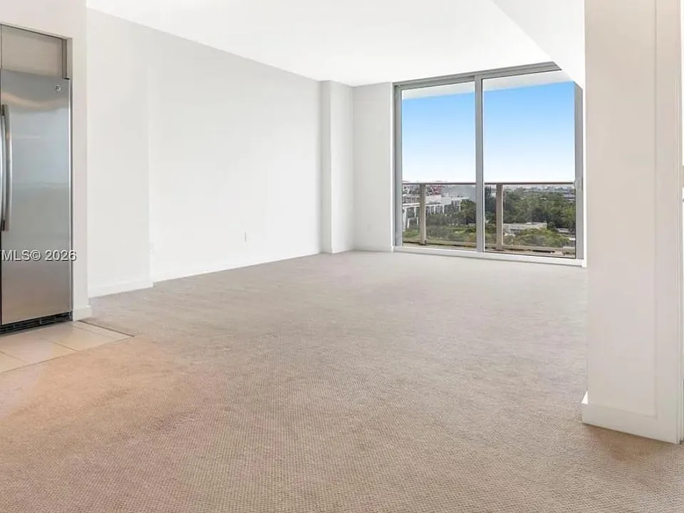 4250 Biscayne Blvd #1611