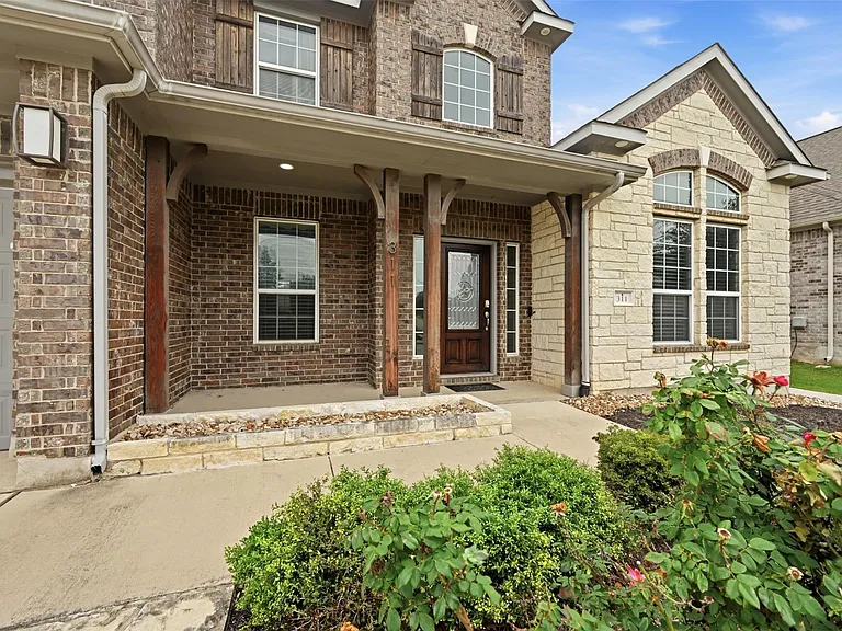 311 Tangerine Dr — Photo 3