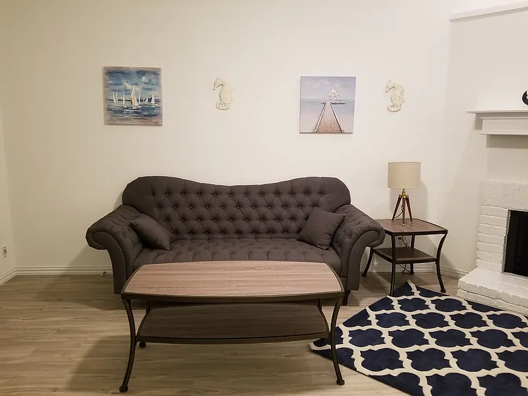 6646 E Lovers Ln — Photo 9