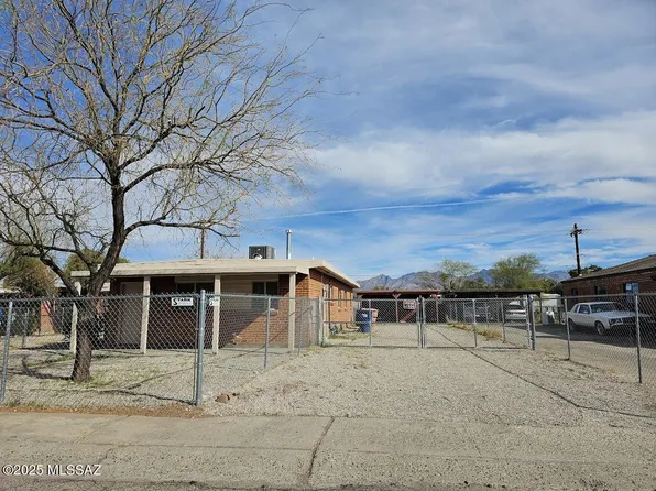 4535 E 17th St, Tucson, AZ 85711