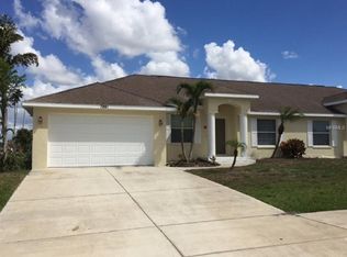 7261 Manatee St, Sarasota, FL 34243