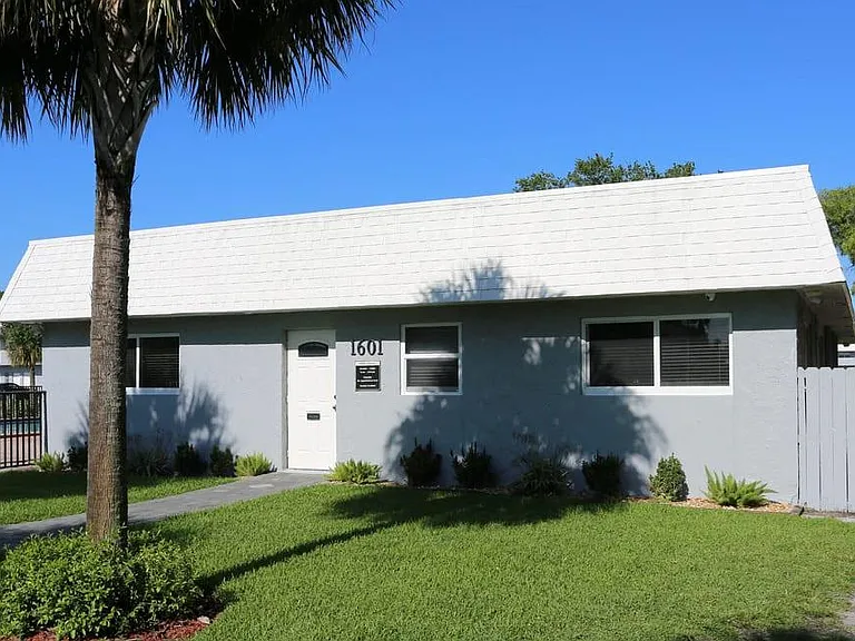 RAM East Boca — Photo 1