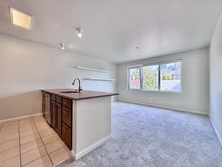 2504 Western Ave #623 — Photo 4