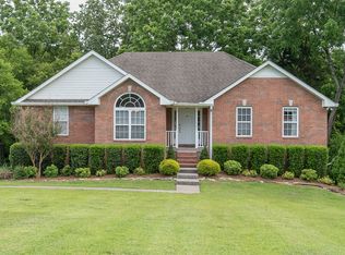 2046 Earl Pearce Cir, Mount Juliet, TN 37122
