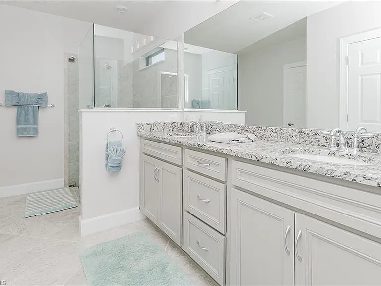 6189 Harmony Dr — Photo 22