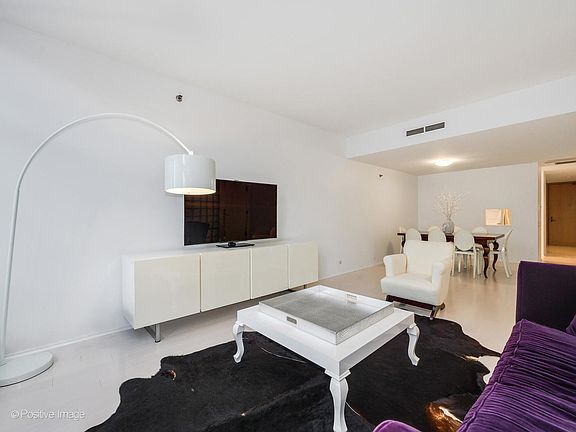 5th image of 680 N Lake Shore Dr #920