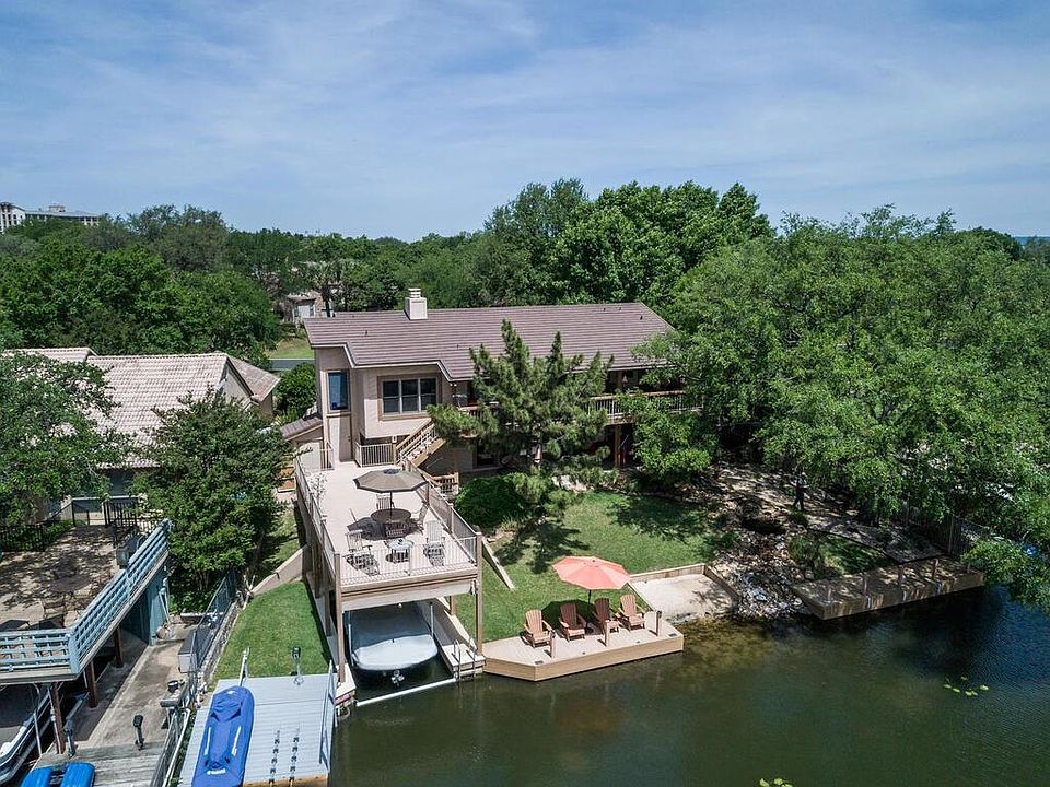 1st image of 105 Bay Point Dr