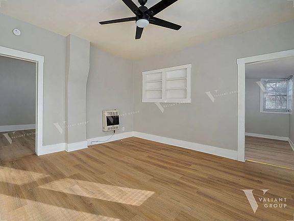 4th image of 252 E Commercial St #2