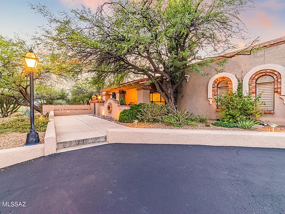 3rd image of 6001 E Calle Ojos Verde