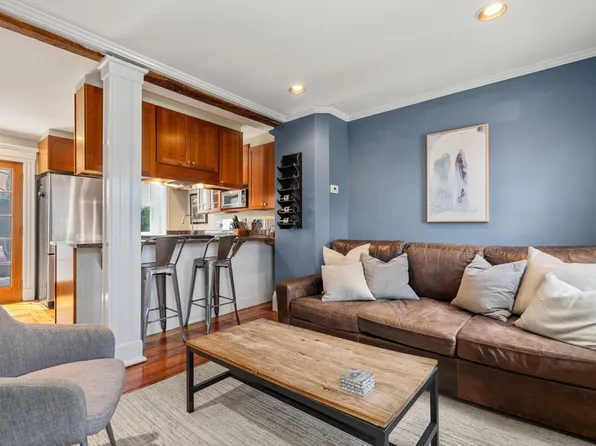 5 Six Wellington Pl #2, Charlestown, MA 02129