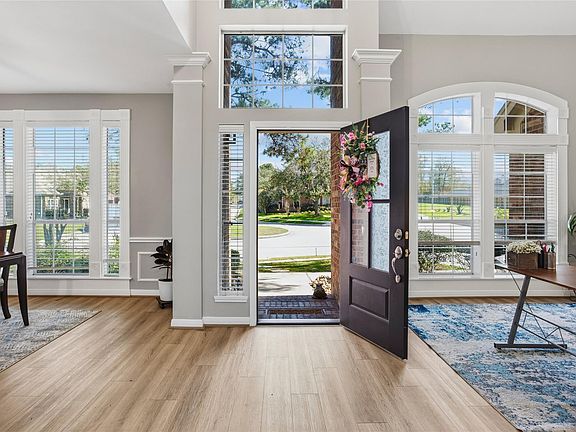 4th image of 1131 Windsor Chase Ln