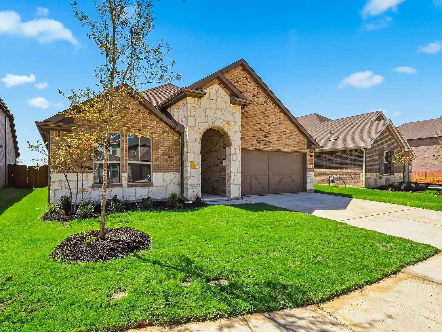 4 bed, 2038 sqft, $2,650 — Photo 1