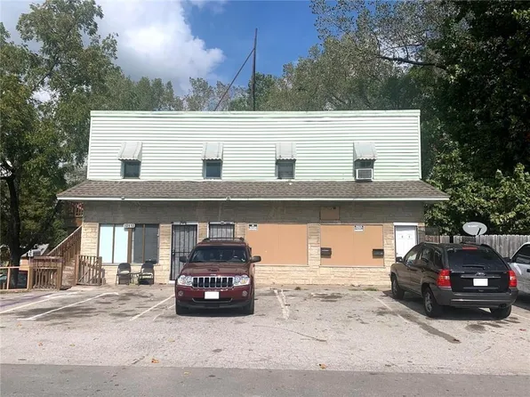 10906 E Truman Rd, Independence, MO 64052