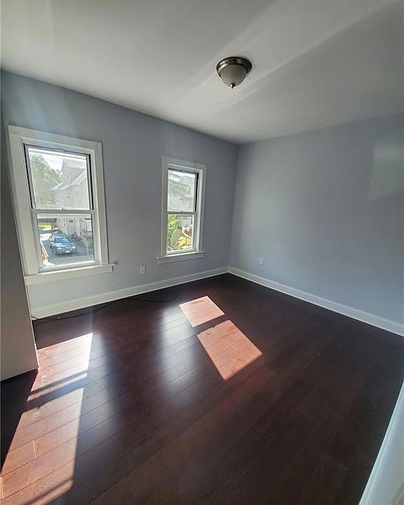 1st image of 61 Stevens St #2
