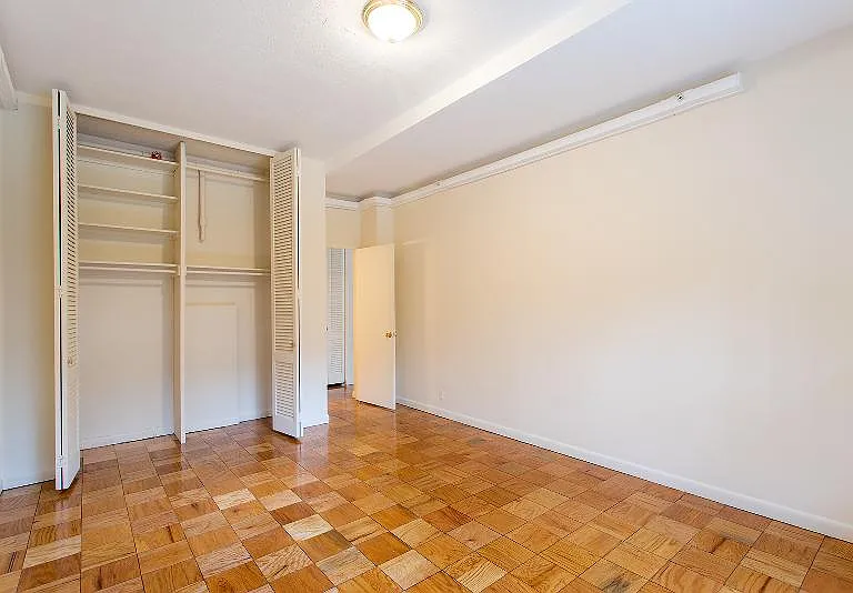 101 Monmouth St #406 — Photo 4