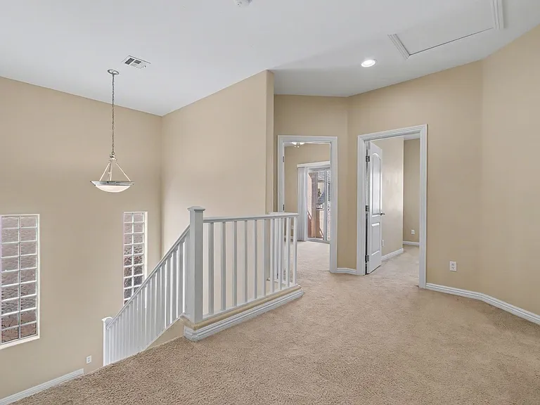 9221 Worsley Park Pl — Photo 21