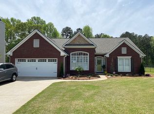 4350 Chatham View Dr, Buford, GA 30518