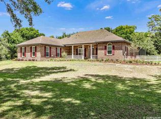 9221 SW 84th St, Gainesville, FL 32608