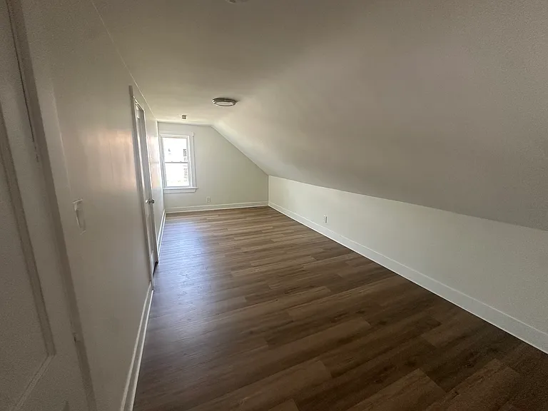 67 Bouvier Ave #2R — Photo 9