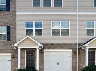 108 Langhorne Dr, Mount Holly, NC 28120