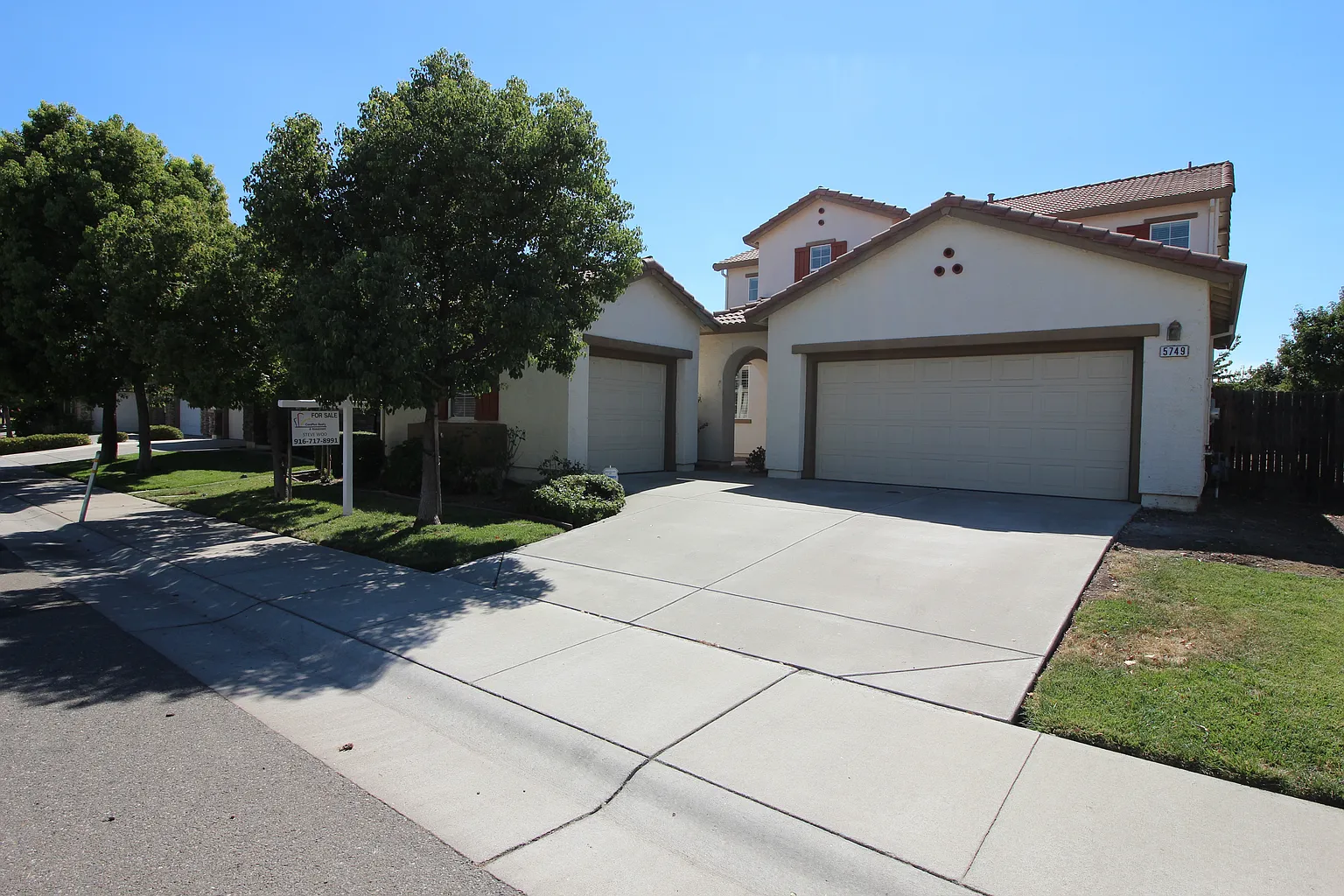 5749 Lolet Way photo 1