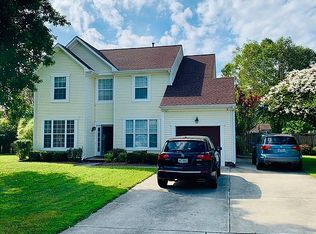 409 S Monterey Dr, Chesapeake, VA 23320