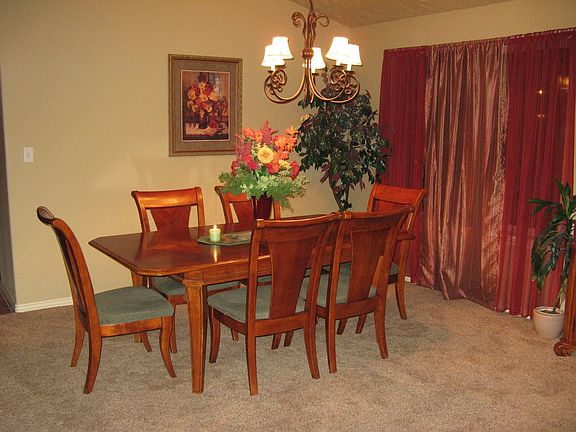 Formal dining room