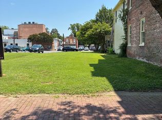 26 S Washington St, Easton, MD