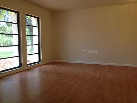 3rd image of 45 Eppinger Dr