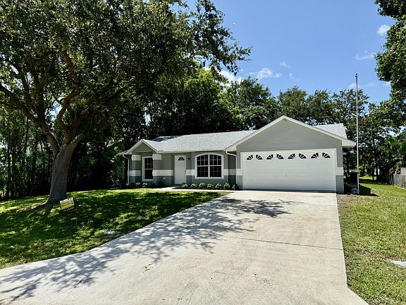 2nd image of 246 NW Ferris Drive