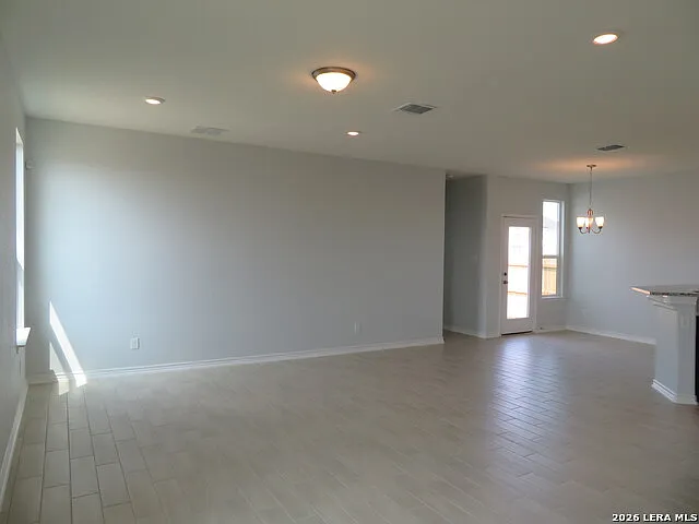 352 Blacktail Dr — Photo 4