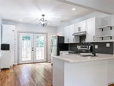 3814 Wayne Ave — Photo 11