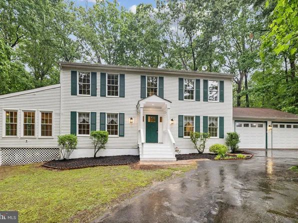 14239 Burlingame Ln, Fredericksburg, VA 22407