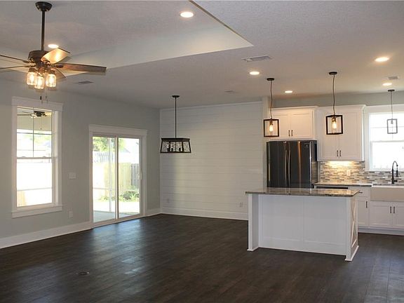 2nd image of 143 Harrington Ln