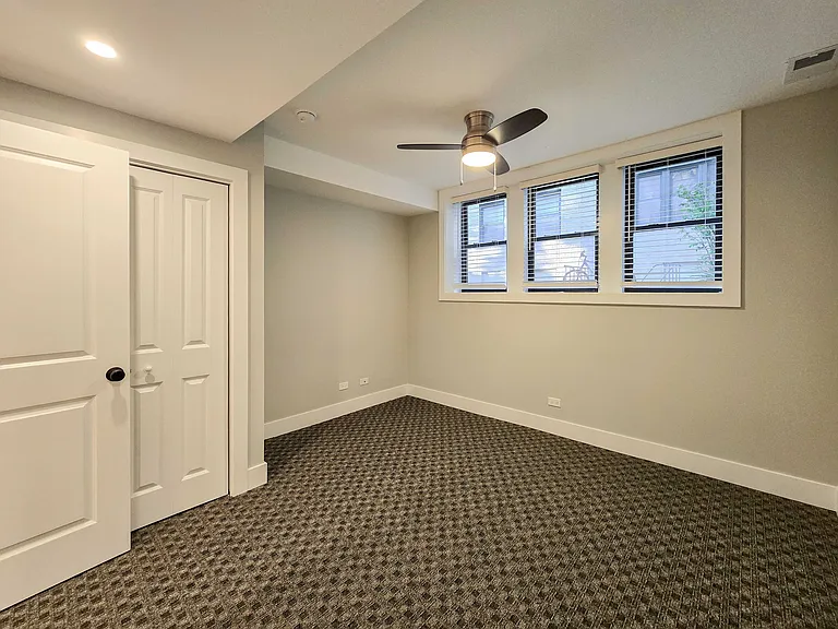 4839 1/2 N Wolcott Ave #G — Photo 3