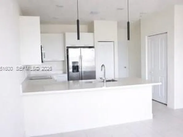 10270 NW 66th St #303, Doral, FL 33178