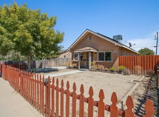 1052 S Klein Ave, Reedley, CA 93654