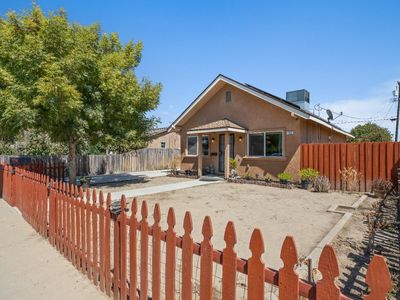1052 S Klein Ave, Reedley, CA, 93654